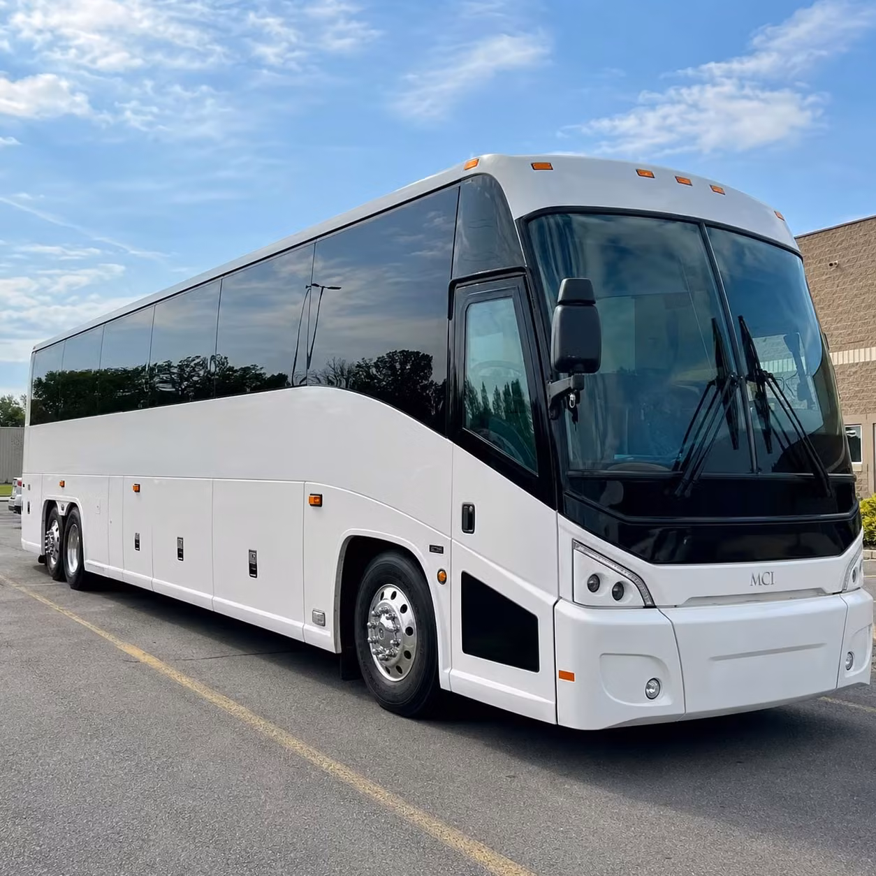 book long distance transportation in lakewood or any city nearby