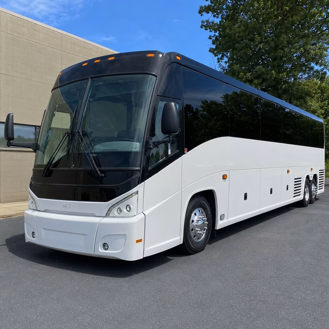 lakewood charter bus rental exterior