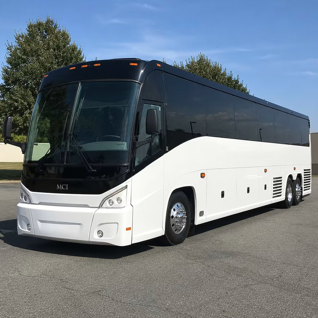 lakewood charter bus rental fleet