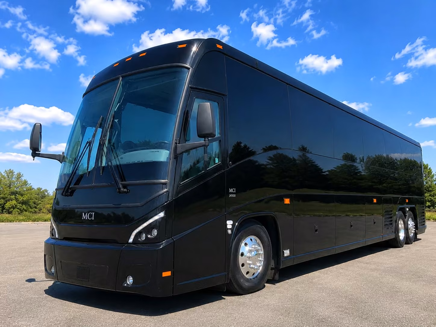 moving school groups around lakewood is easy with a charter bus rental