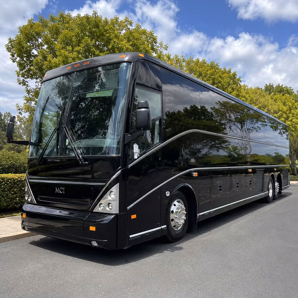 red rocks amphitheatre concert shuttle buses from lakewood
