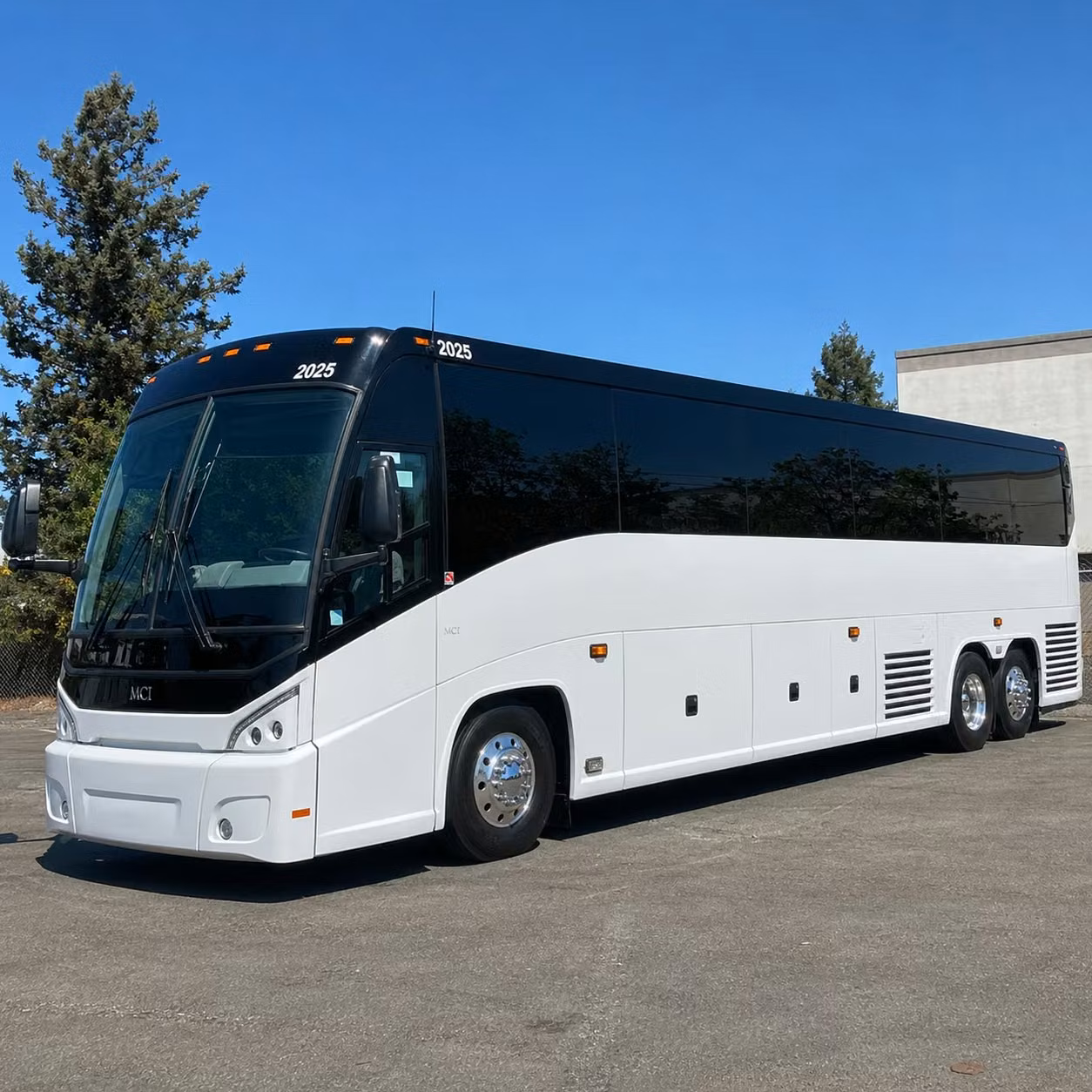 university and school group long distance bus trips out of lakewood